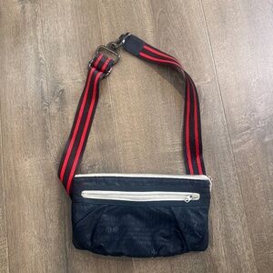 Lululemon belt bag